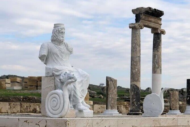 Private Pamukkale Day Tour from Istanbul by Plane - Return Journey: Flights and Personal Touches