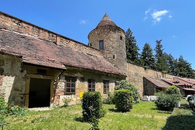 Private Panorama Tour of Zagreb with premium vehicle - FAQ