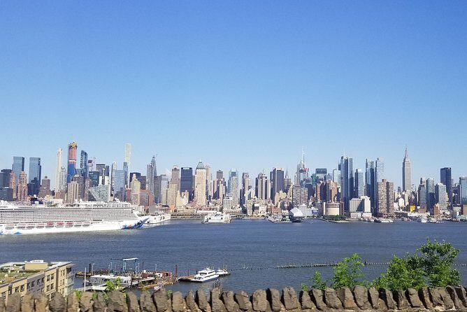 Private: Panoramic Skyline Tour of New York City - An In-Depth Look at the Skyline Tour Experience