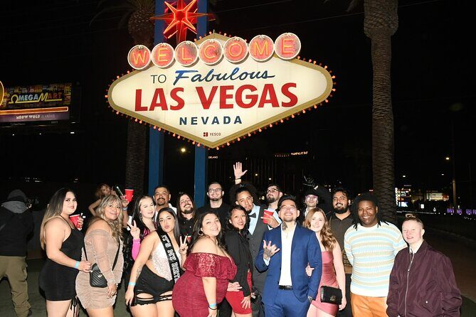 Private Party Bus Tour of the Las Vegas Strip Champagne Toast - A Deep Dive into the Experience