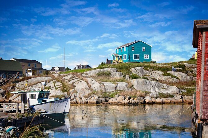 Private Peggy's Cove Lighthouse Tour from Halifax - Key Points