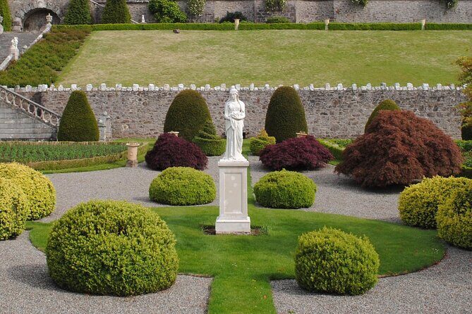 Private Perthshire & Drummond Castle Day Tour - FAQs