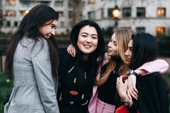 Private Photo Session with a Local Photographer in Cambridge - Key Points