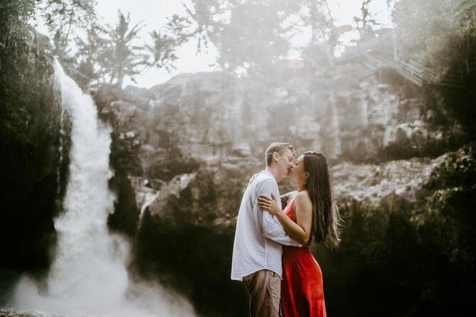 Private Photo Session with a Local Photographer in Nusa Dua - Who Should Consider This Experience?
