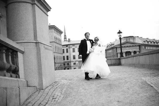 Private Photo Session with a Local Photographer in Stockholm - FAQs