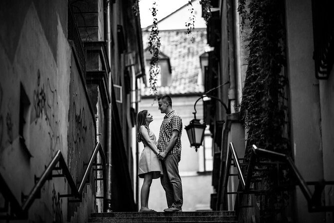 Private Photo Session with a Local Photographer in Warsaw - Who Should Book This Experience?