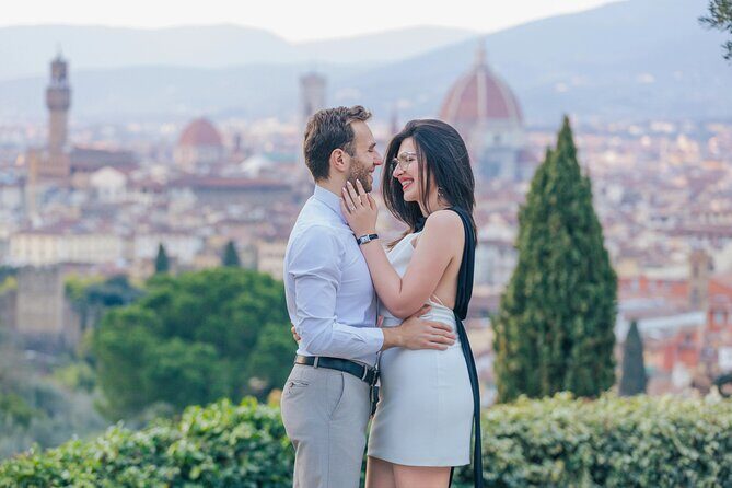 Private Photo Shooting walking Tour with a local around Florence - FAQs