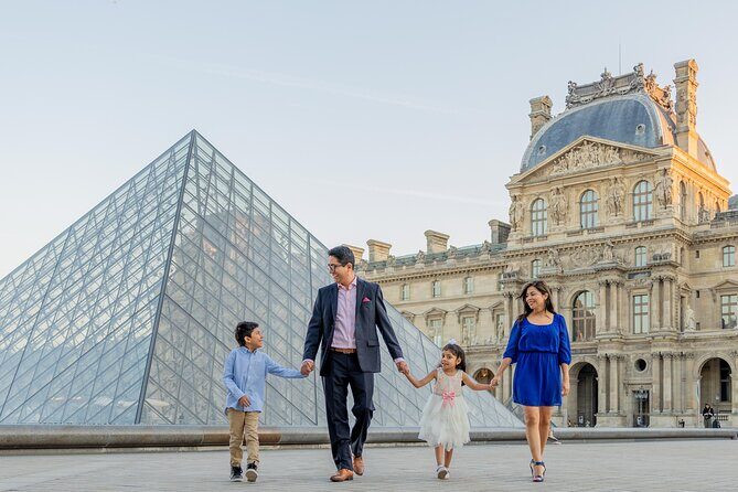 Private Photoshoot at the Louvre area in Paris - Who It Works Best For