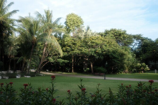 Private Photoshoot Tour in Bangkok - The Locations: Parks and Beyond