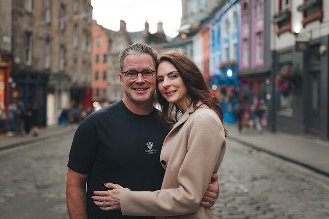 Private Photoshoot with Views of World Famous Edinburgh Castle - Who Will Love This?