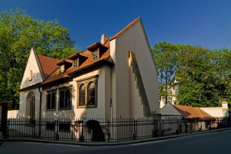 Private Prague Jewish Quarter tour with certified guide - An In-Depth Look at the Private Prague Jewish Quarter Tour