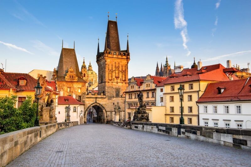 Private Prague walking tour 3,5h - Key Points