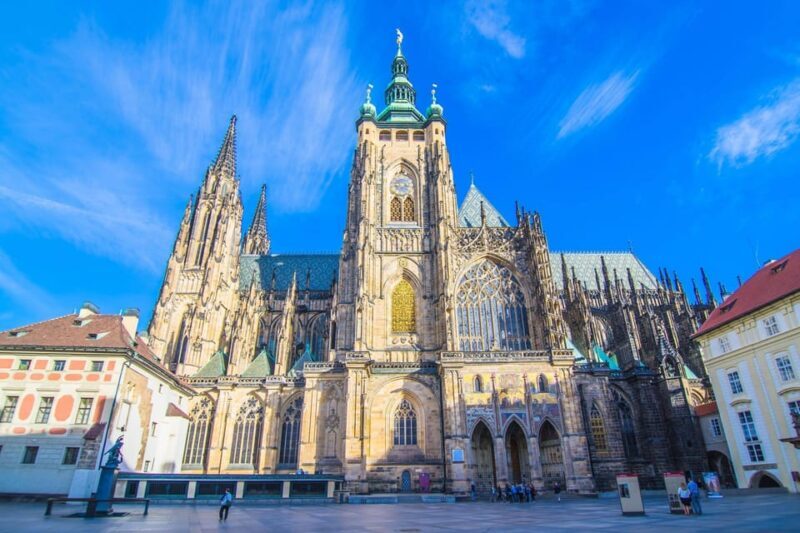 Private Prague walking tour 3,5h - Who Should Book This Tour?