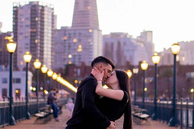 Private Professional Vacation Photoshoot in Vancouver - Who Will Love This Experience?