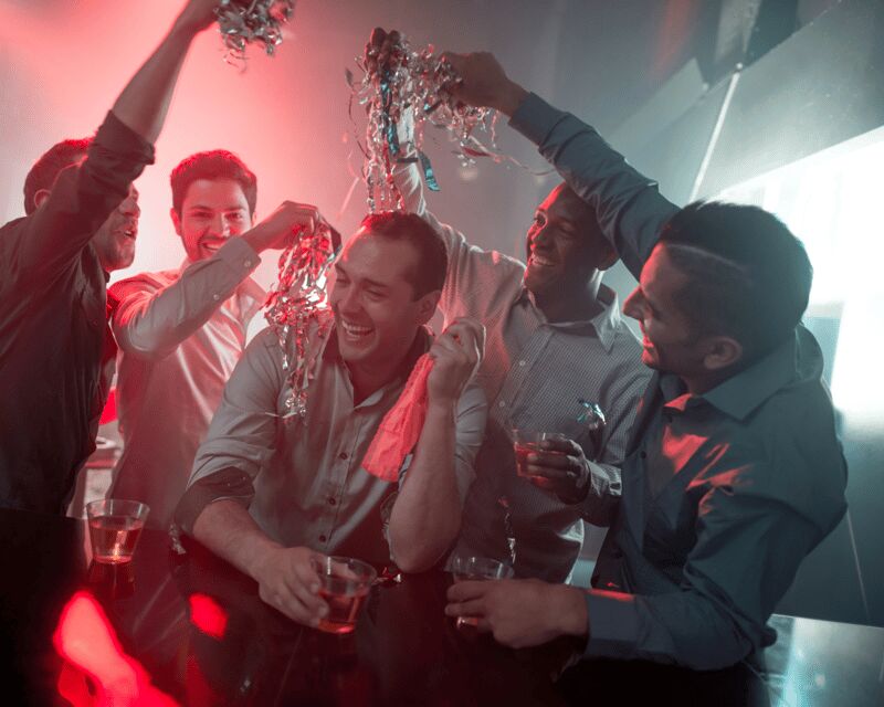 Private Pub / Bar Crawl Group Size 6-20 people - Key Points