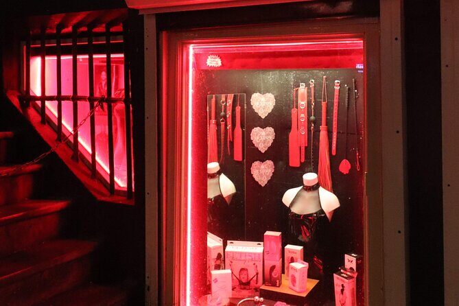 Private red light district & coffeeshop tour with a local - FAQs