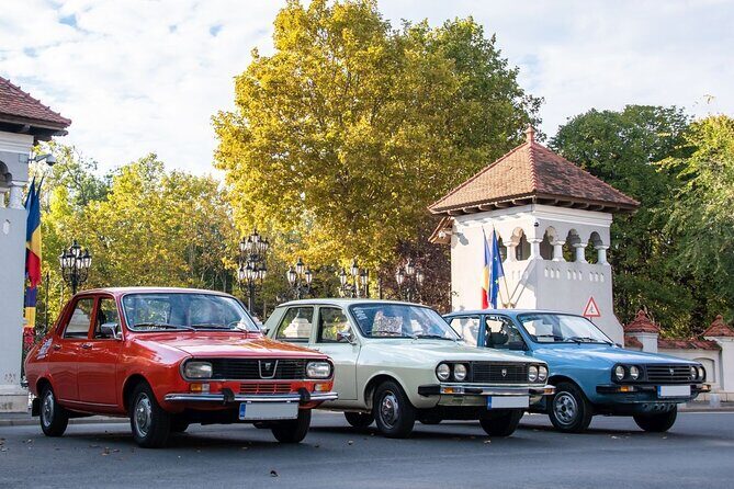 Private: RedPatrol Bucharest Contrasts Tour in a Vintage Car - Who Will Love This Tour?