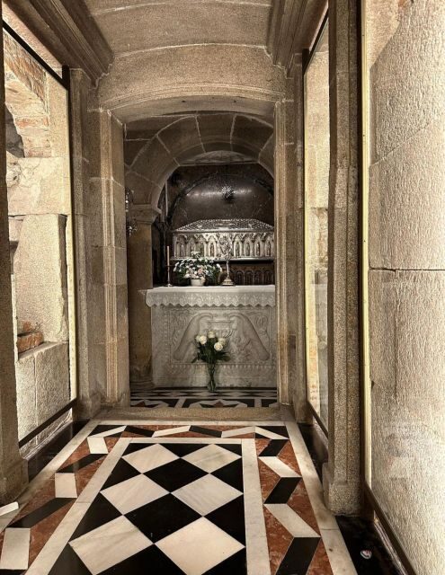 Private Religious Tour to Santiago Compostela & Braga - The Sum Up