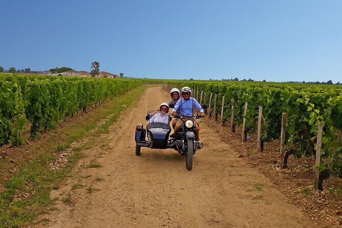 Private ride in the vineyards and wine tasting from Saint-Emilion - Key Points