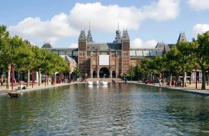 Private Rijksmuseum Tour- The Dutch Masters, Rembrandt & Vermeer - The Meeting Point and First Impressions