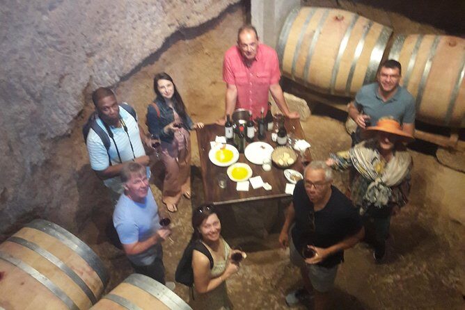 Private Rioja wine tasting tour with local lunch - Key Points