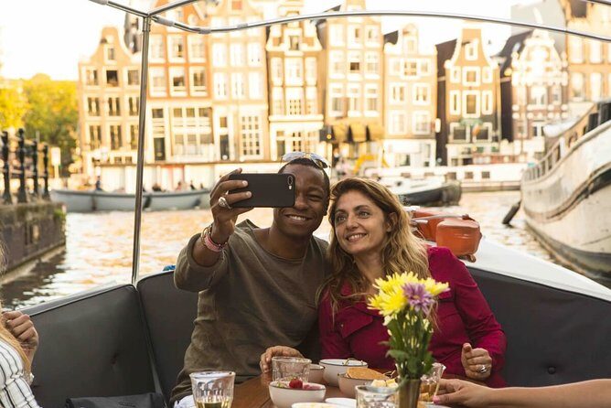 Private Romantic Canal Cruise Amsterdam with Bubbly and Snacks - Who Would Love This Experience?