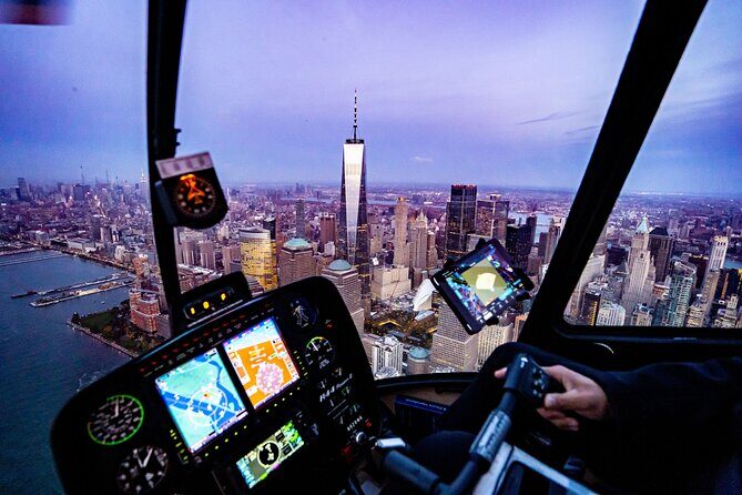 Private Romantic NYC Helicopter Scenic Charter with Champagne - The Experience in Detail