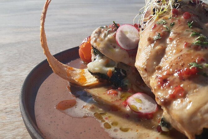 Private Romantic Sunset Dinner with Caldera views in Santorini - Who Will Love This Experience