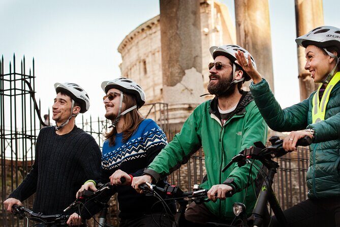 Private Rome City Bike Tour with quality Cannondale EBike - Key Points