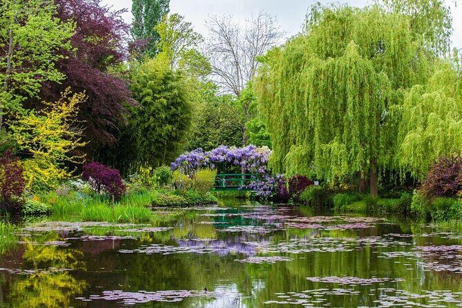 Private Rouen, Giverny Day trip from Paris with Michelin Lunch - Key Points