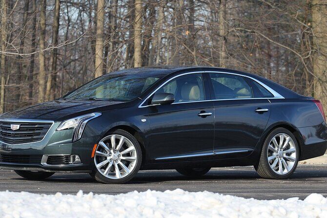 Private Round Trip Boston Airport BOS to Boston City - Who Should Consider This Service?