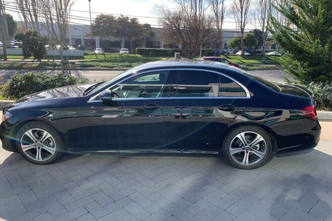 Private Round Trip Montreal Airport YUL to Montreal / Bromont - Key Points