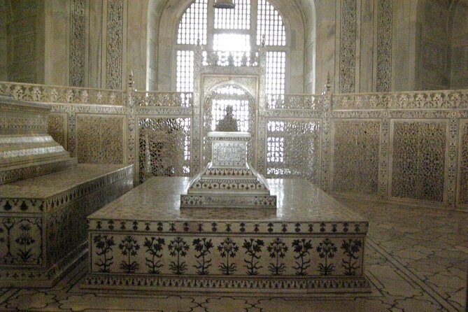 Private Round Trip To Taj Mahal Agra From Delhi - The Itinerary in Detail