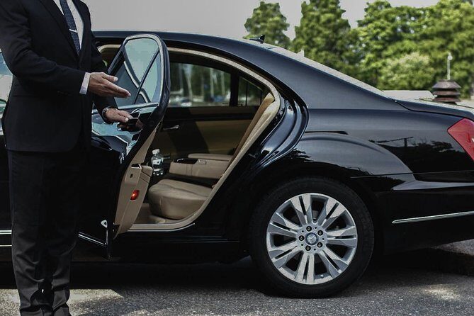 Private Round-Trip Transfer between Airport and Hotel - Summary: Who Is This Transfer Best For?