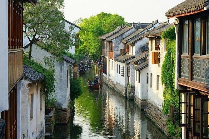Private Round Trip Transfer from Suzhou to Luzhi Water Town - Who Should Consider This Service?