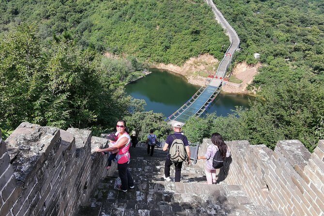 Private Round Trip Transfer to Lakeside View Huanghuacheng Great Wall - A Deep Dive into the Experience