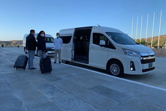 Private Roundtrip Transfer from Los Cabos Airport - The Experience: What to Expect