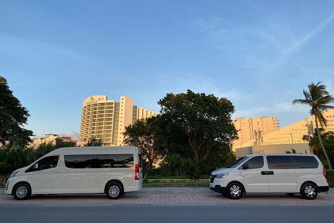 Private roundtrip transportation from Cancun airport to hotels - Who should book this service?