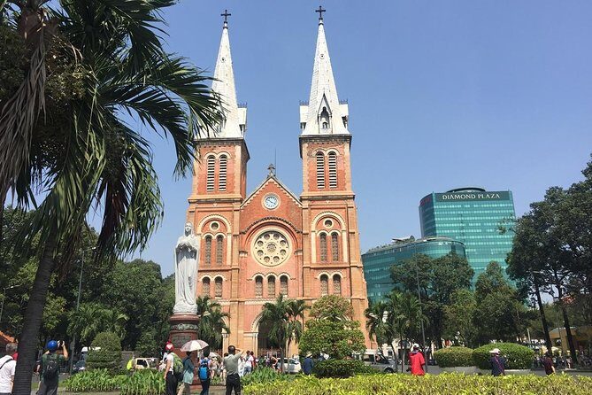 Private Saigon Sightseeing Tour by Scooter - The Experience in Detail