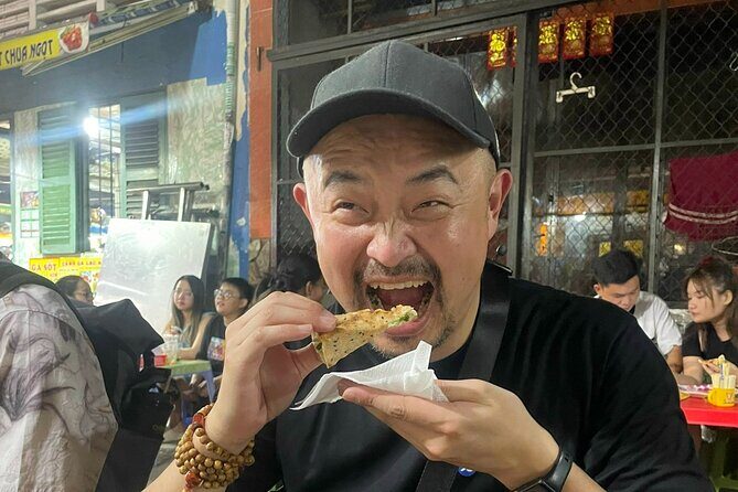 Private Saigon Ultimate Food Tour: Premium Tastings By Motorbike - The Itinerary: A Step-by-Step Breakdown