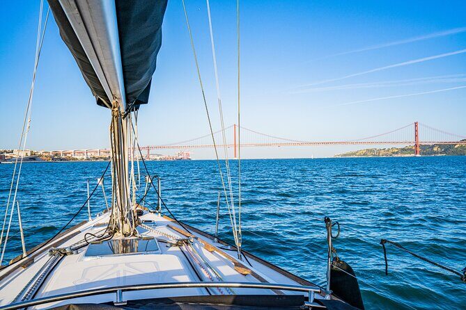 Private sailboat tour in Lisbon - Analyzing the Value