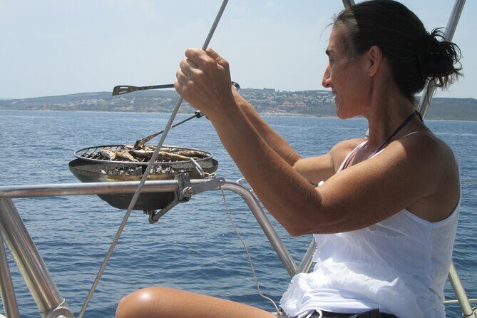 Private Sailing - dolphin Experience from Estepona - drink & food - FAQ
