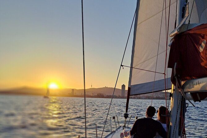 Private Sailing experience with open bar and snacks - An In-Depth Look at the Experience