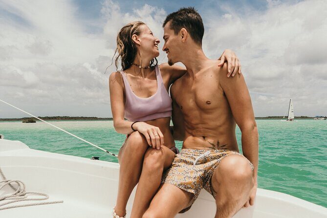 Private sailing tour of Bacalar Lagoon - A Deep Dive into the Bacalar Lagoon Private Sailing Tour