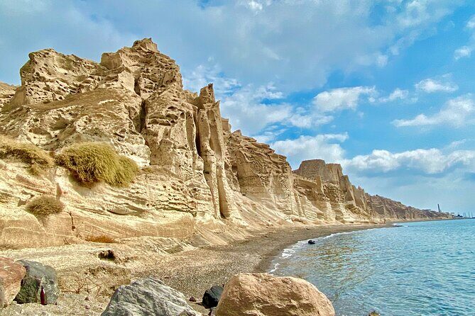 Private Santorini Island Tour with Hidden Gems & Local Secrets - An In-Depth Look at the Santorini Experience