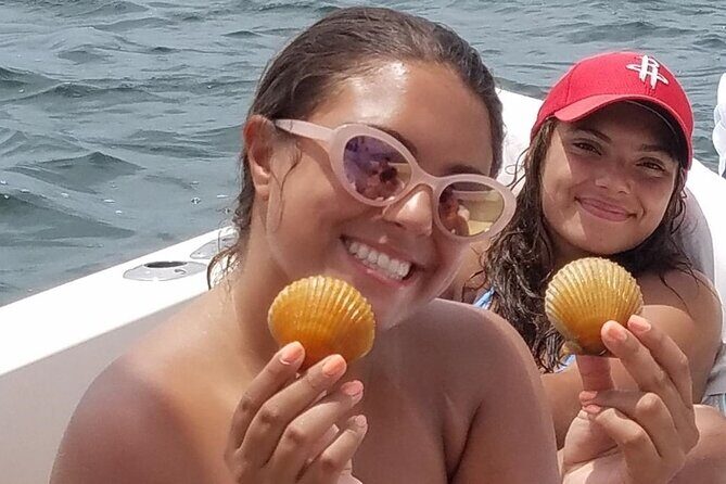 Private Scallop Charter in Crystal River Florida - What’s a Typical Day on the Crystal River Scallop Tour?