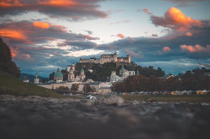Private Scenic Transfer from Prague to Salzburg with 4h of Sightseeing - A Detailed Look at the Private Prague to Salzburg Transfer with Sightseeing