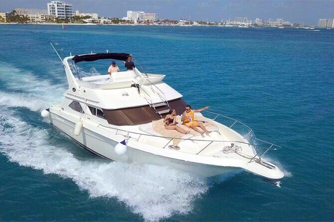Private SeaRay 47ft Yacht Rental Cancun 23P6 - Value and Pricing Analysis