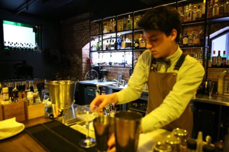 Private Seattle Tour: Craft Cocktails & Spirits Tasting - The Heart of the Tour: Fremont’s Arts and Spirits Scene