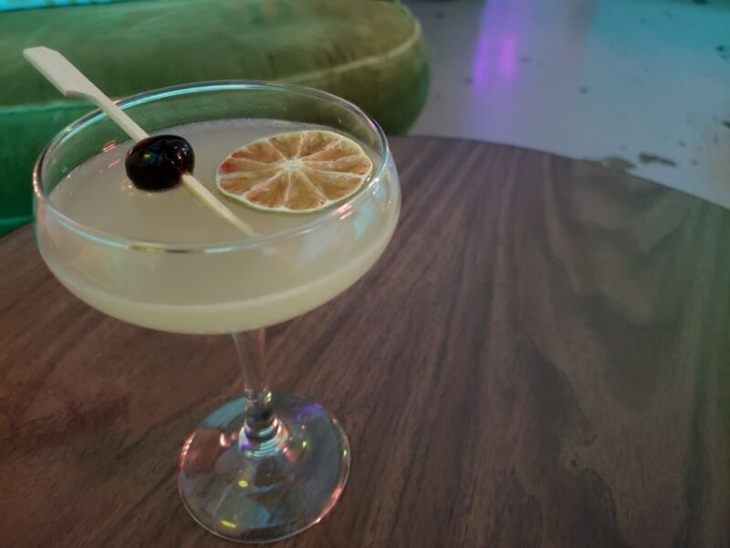 Private Seattle Tour: Craft Cocktails & Spirits Tasting - Guides and Experience Quality
